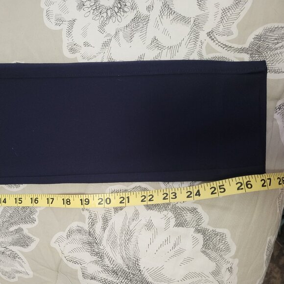 Chico's Navy Blue Flattering Pull On Pants Size 1Regular = 8 EUC - Picture 5 of 6